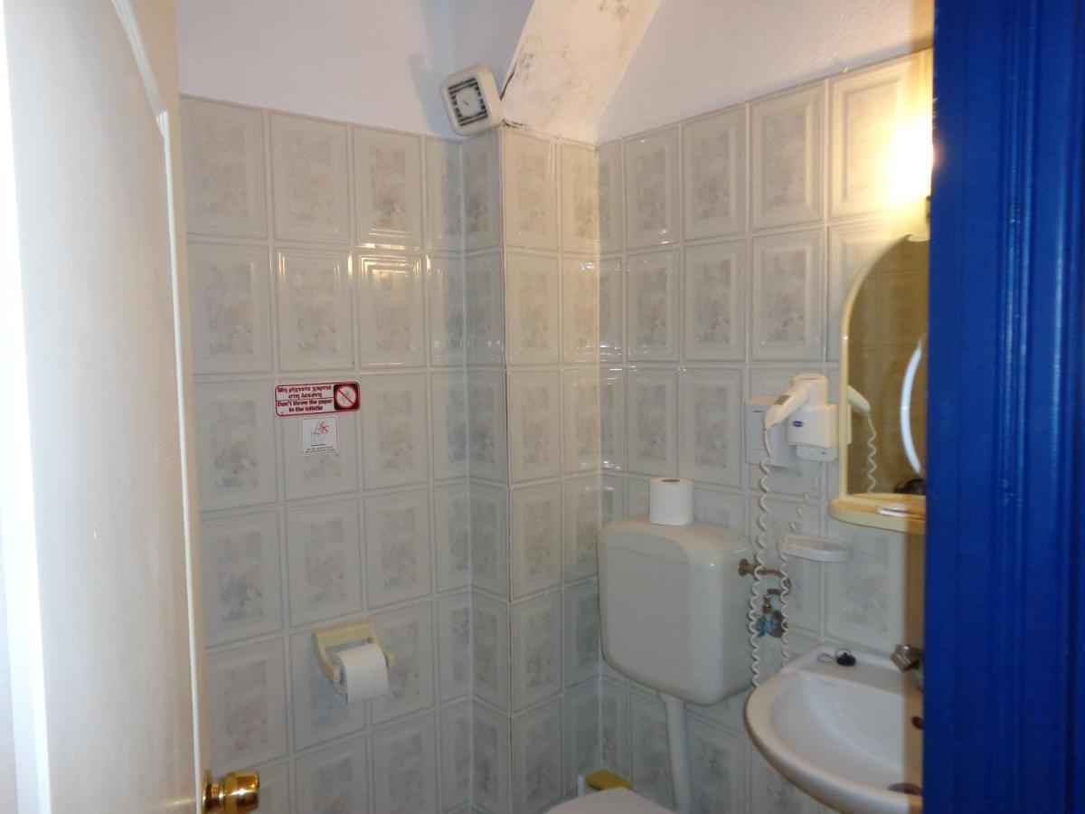 Porto Kairis Otel Oreoi Dış mekan fotoğraf