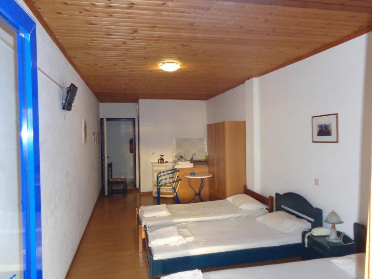 Porto Kairis Otel Oreoi Dış mekan fotoğraf