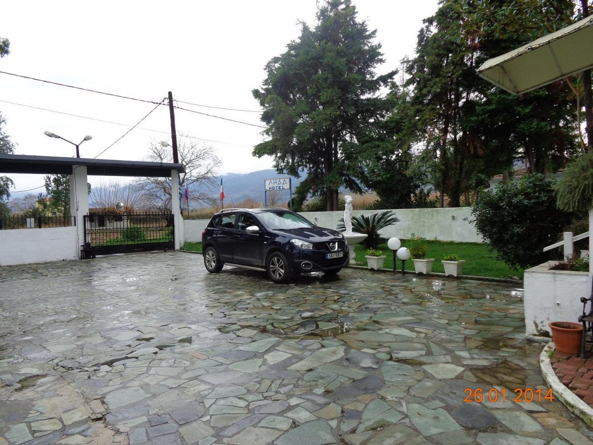 Porto Kairis Otel Oreoi Dış mekan fotoğraf
